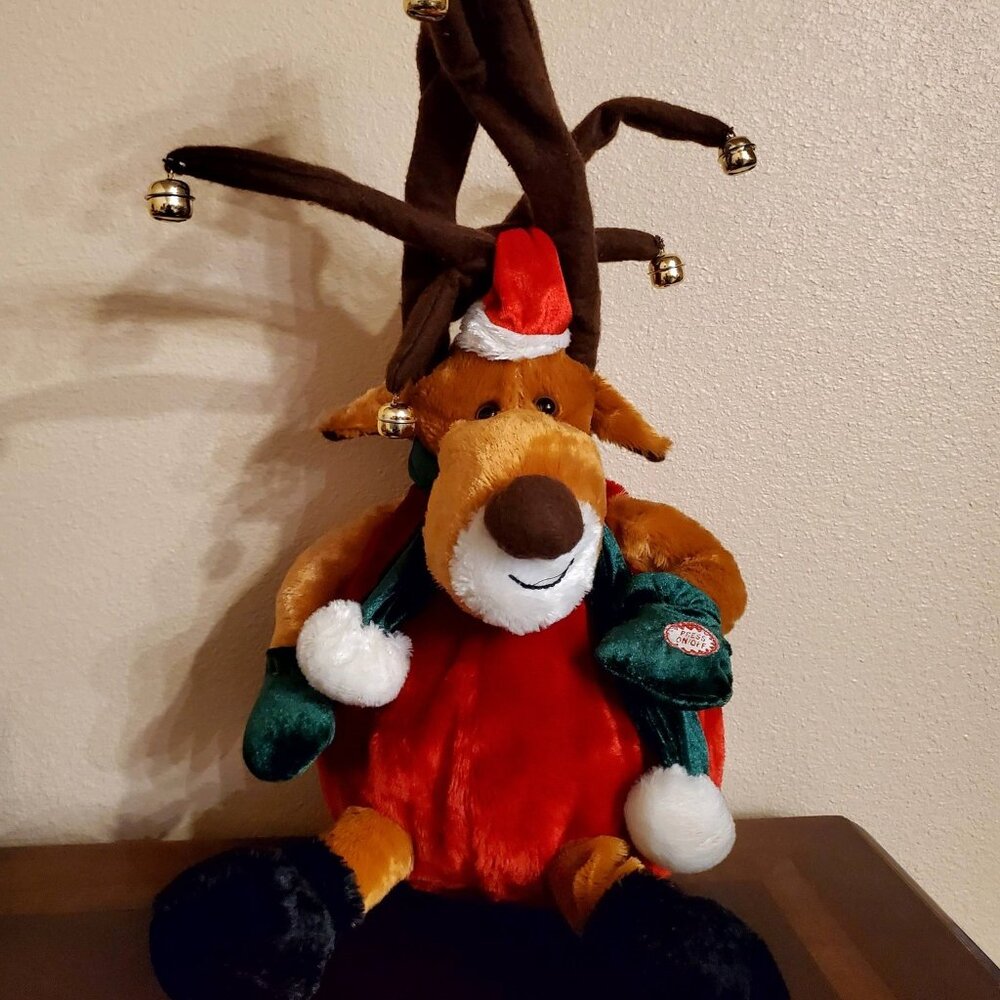 Dan Dee Animated Reindeer Plush Light Up Musical Jingle Bell Rocks Toy Christmas